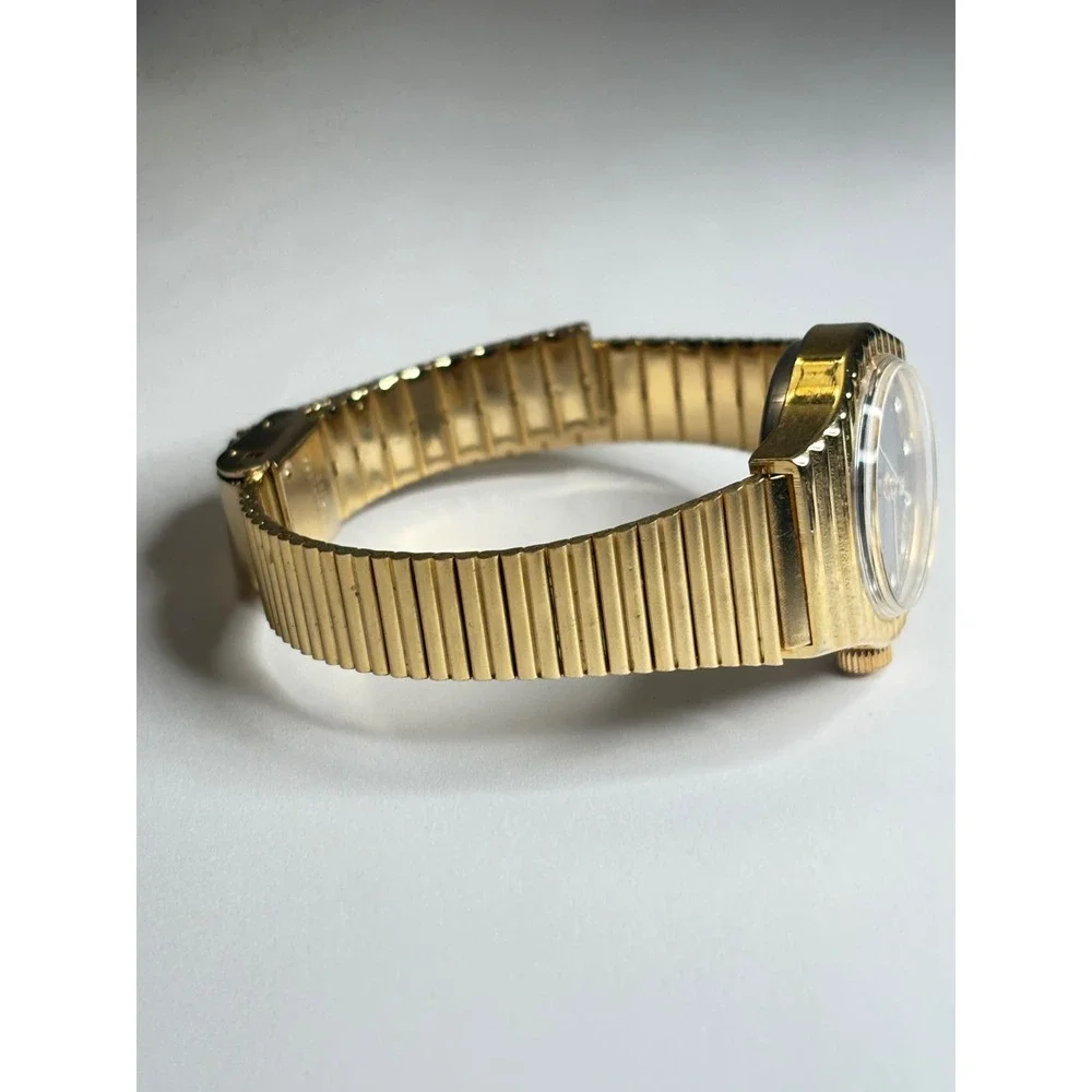 Geneva Gold Tone Antimagnetic Watch Black Dial Crystal Markers Needs battery